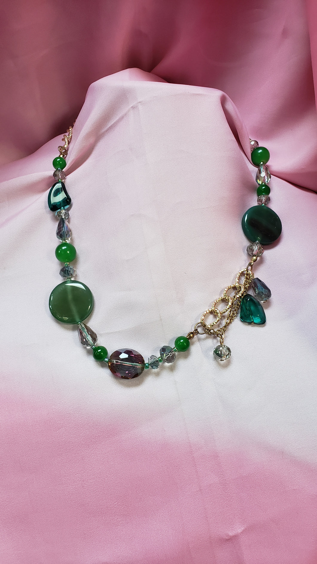 Fluorite-inspired Gem & Metal Necklace